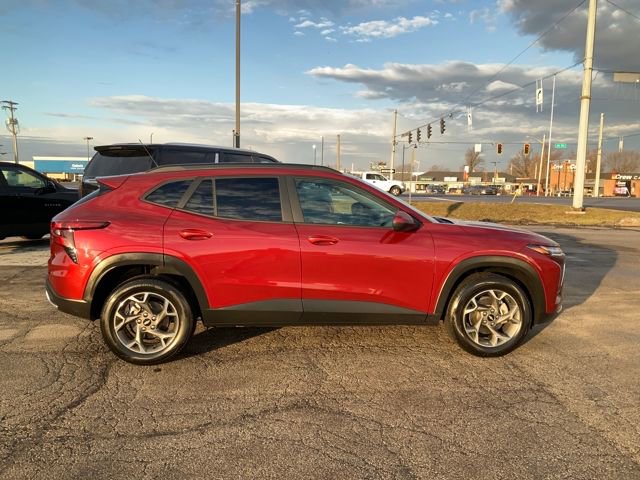 Certified 2025 Chevrolet Trax LT image 6