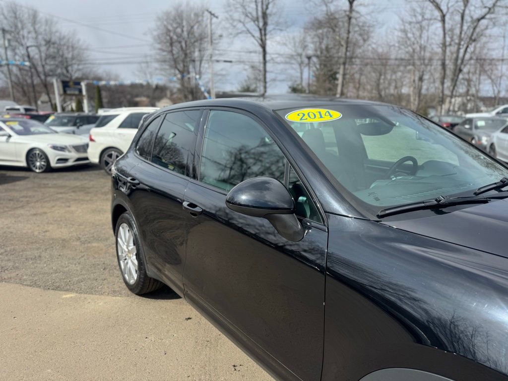 Used 2014 Porsche Cayenne Platinum Edition image 10