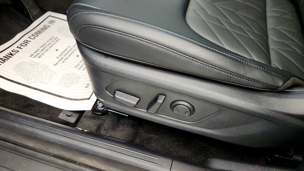 Used 2025 Kia Sportage X-Line image 12