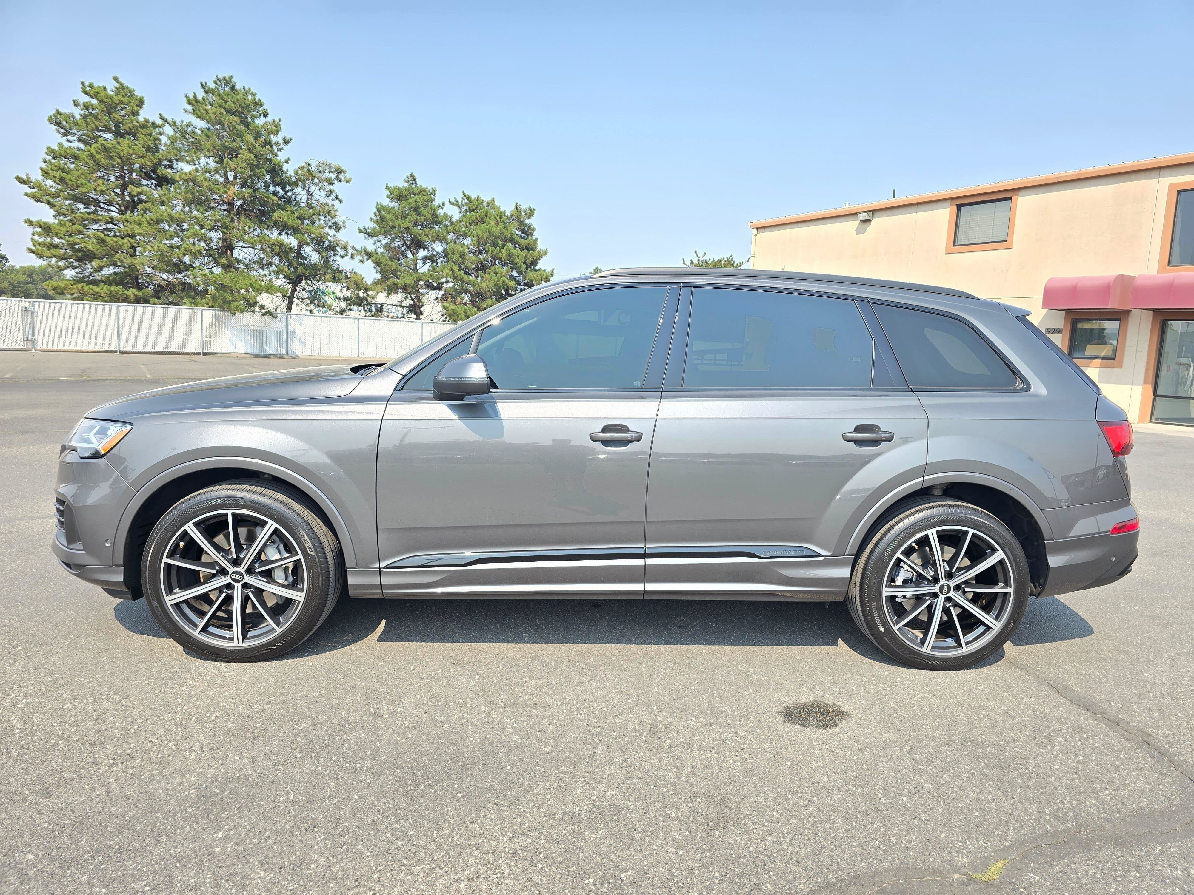 Used 2022 Audi Q7 3.0T Premium Plus AWD/4WD image 3