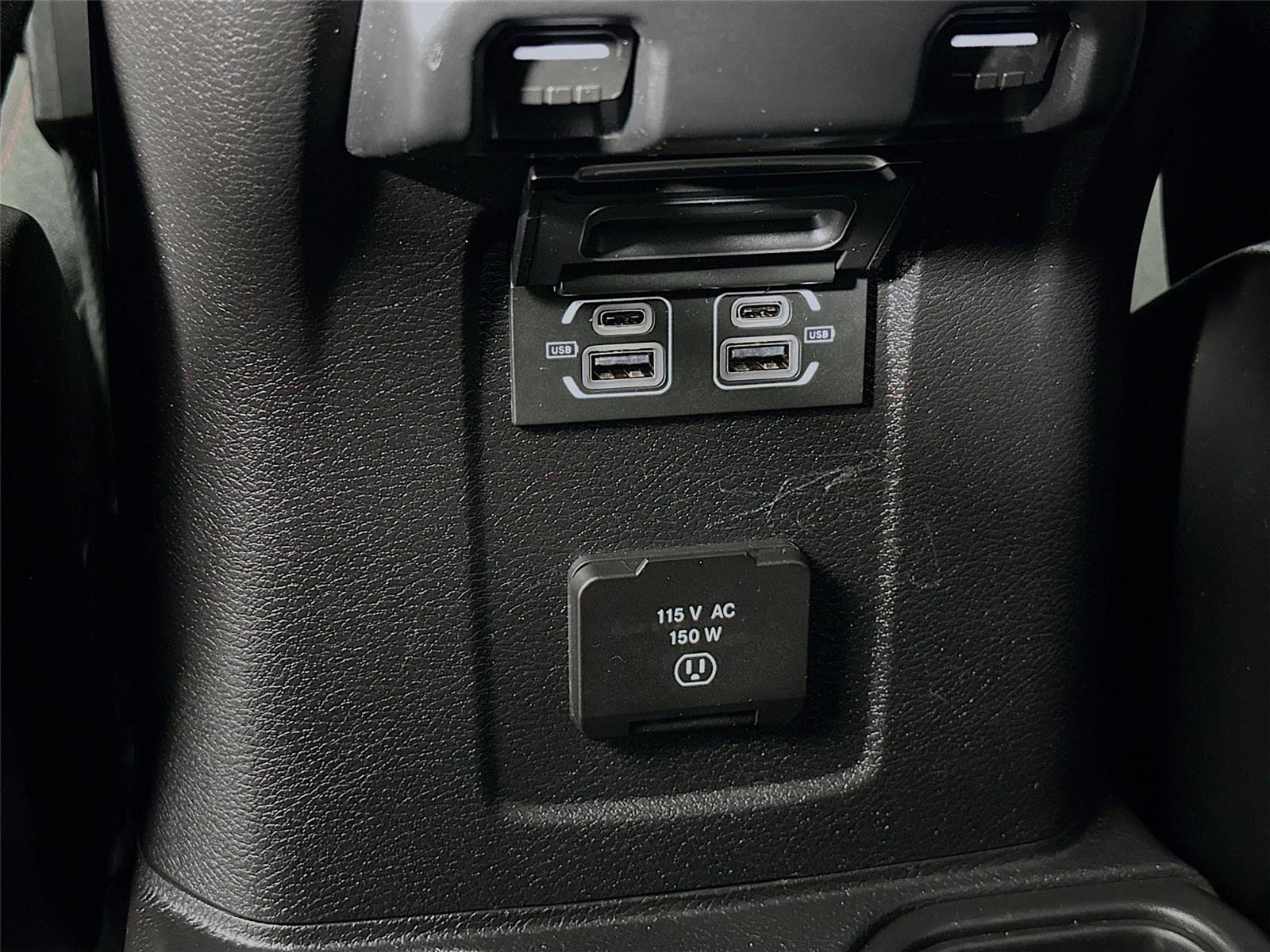 Used 2025 Jeep Wrangler Unlimited Rubicon image 30