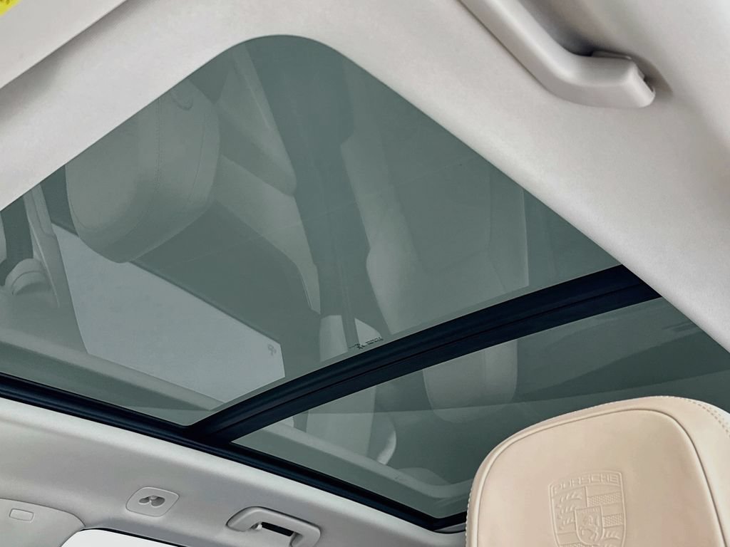 New 2026 Porsche Cayenne E-Hybrid AWD/4WD image 23