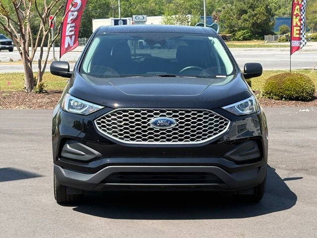Used 2024 Ford Edge SE image 9