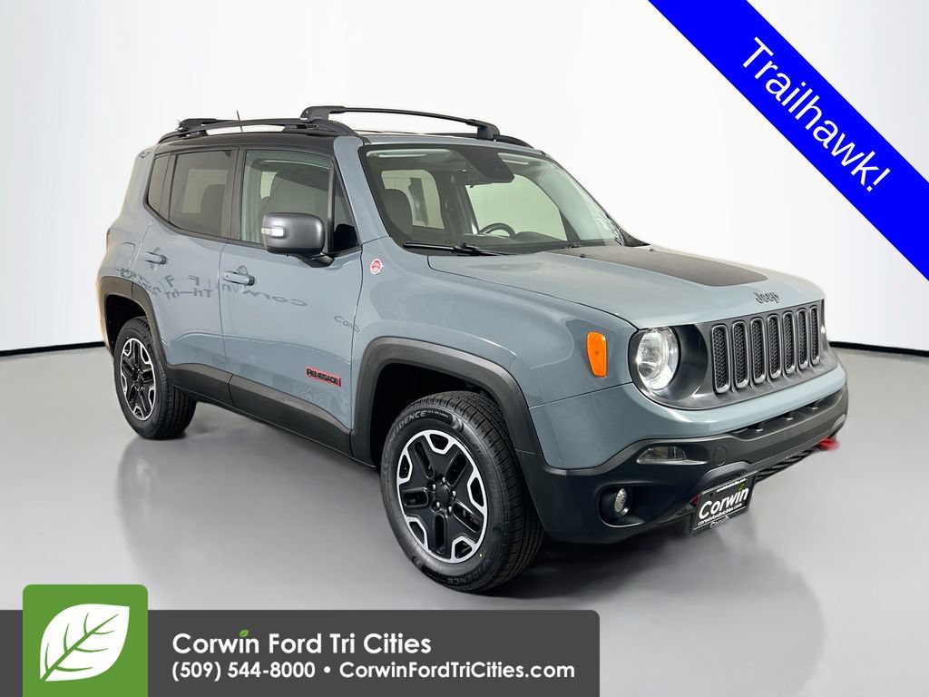 Used 2017 Jeep Renegade Trailhawk w/ Cold Weather Group II AWD/4WD image 1