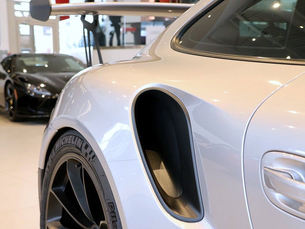 Used 2016 Porsche 911 GT3 RS image 47