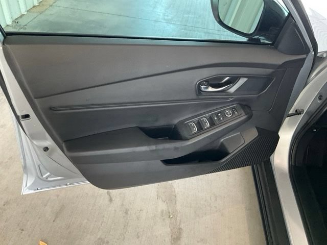 Certified 2025 Honda Accord SE image 4