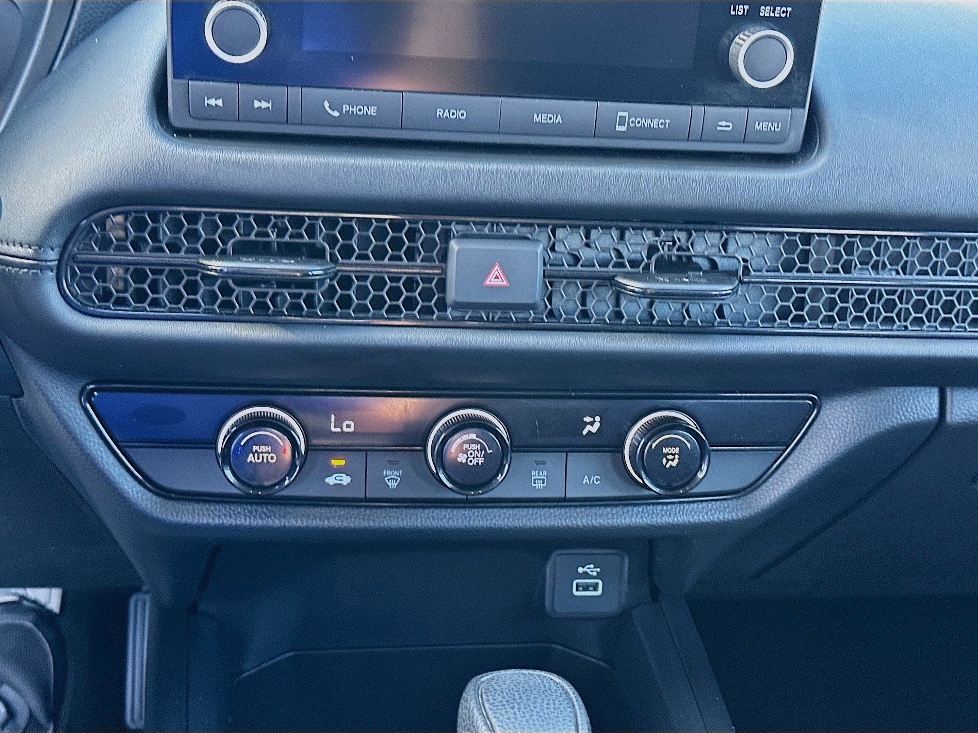 Certified 2023 Honda HR-V LX image 14