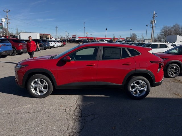 New 2026 Chevrolet Trax LS w/ LS Convenience Package image 3
