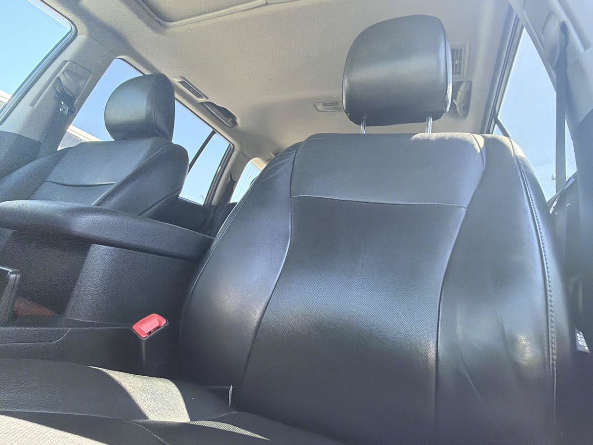 Used 2012 Toyota Highlander Limited w/ Tow Pkg AWD/4WD image 7