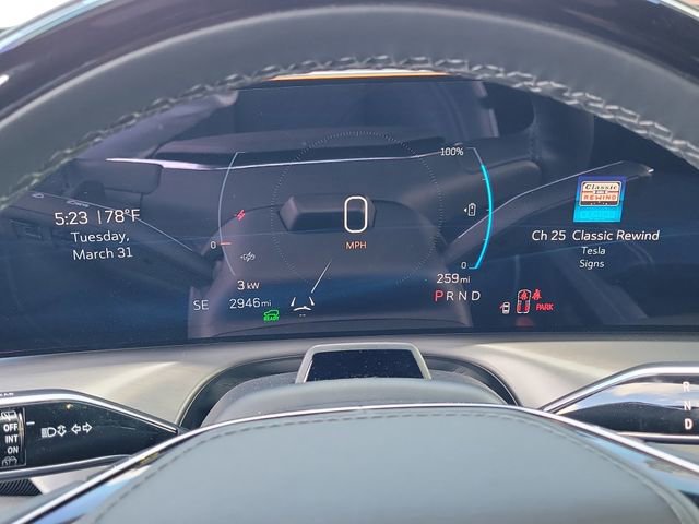 Certified 2026 Cadillac Vistiq Premium Luxury AWD/4WD image 13