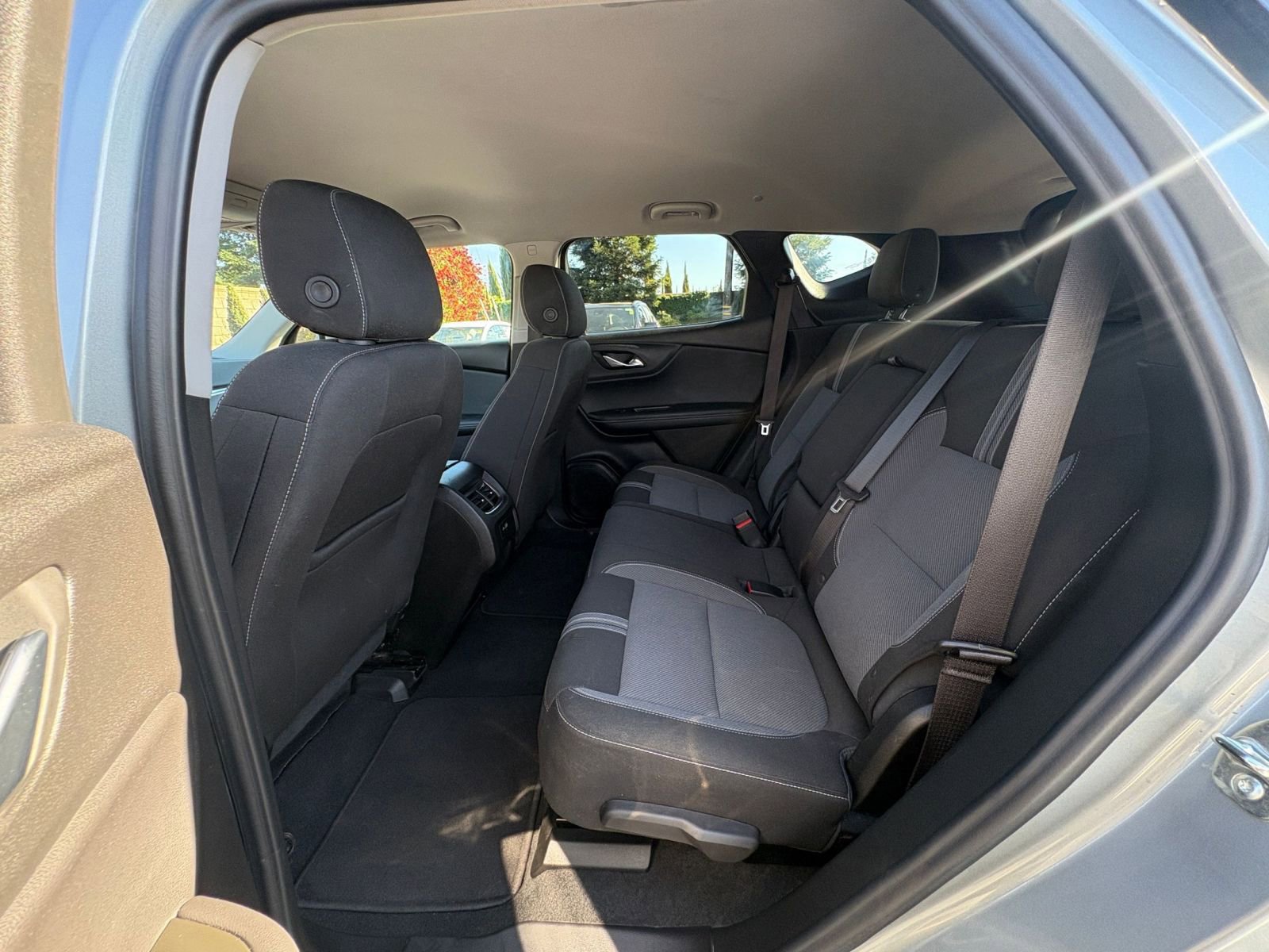 Used 2025 Chevrolet Blazer LT image 28