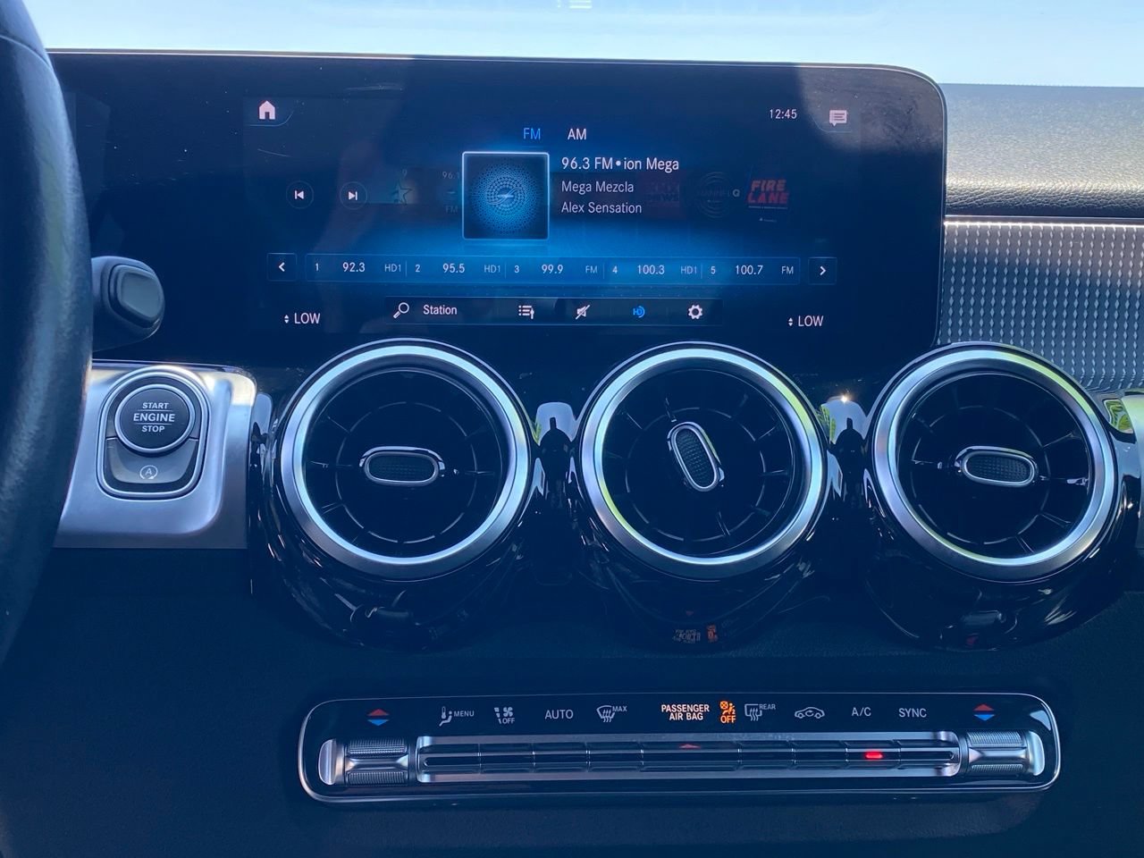 Used 2022 Mercedes-Benz GLB 250 image 21