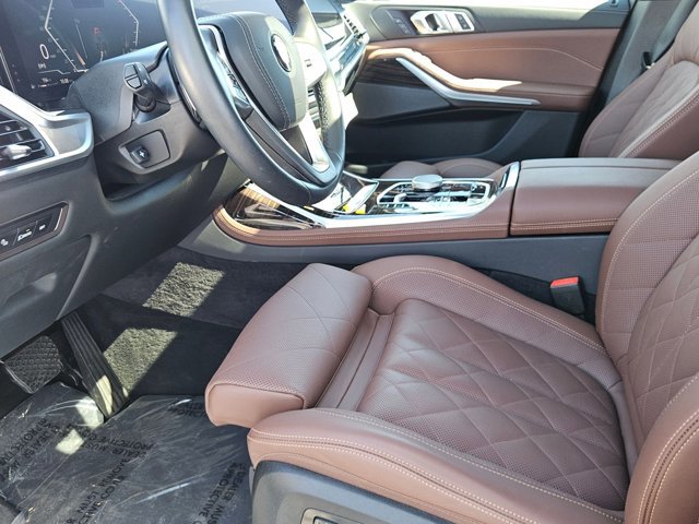 Certified 2025 BMW X7 xDrive40i AWD/4WD image 23