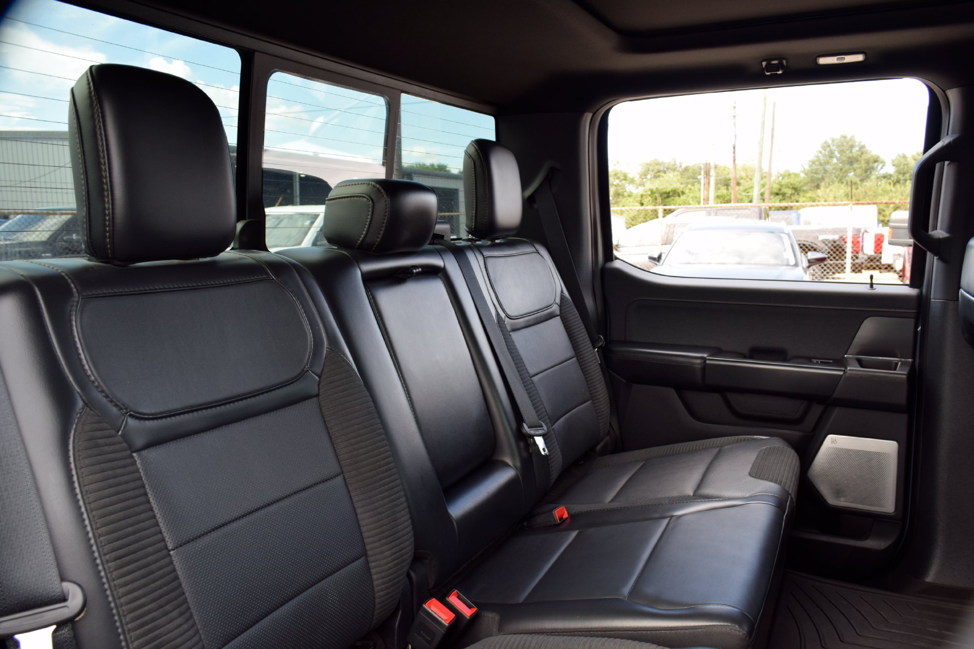 Used 2023 Ford F150 Raptor AWD/4WD image 23