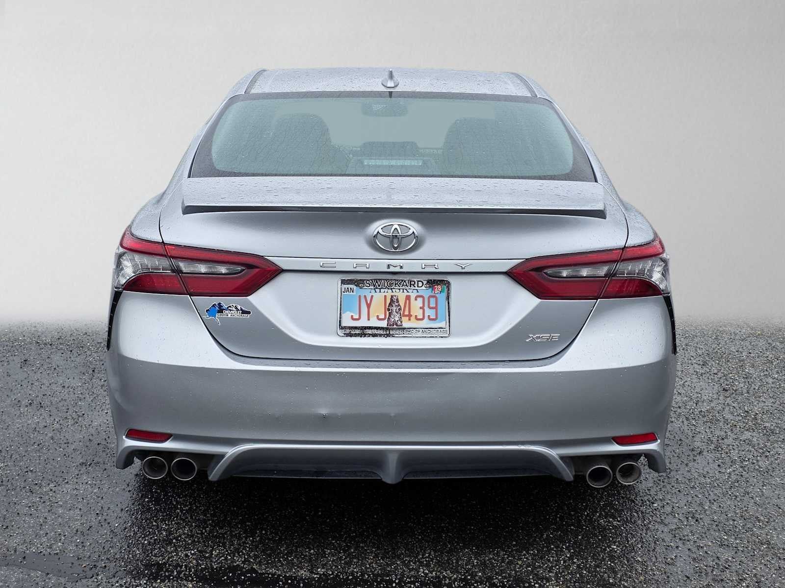 Used 2024 Toyota Camry XSE FWD image 4