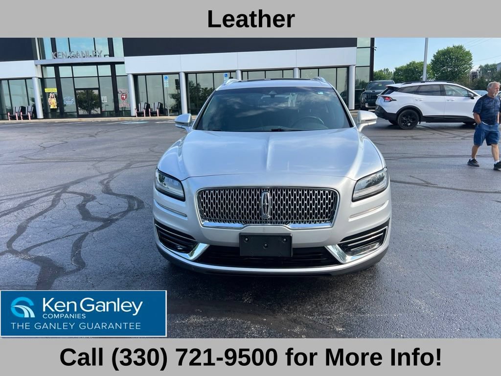 Used 2019 Lincoln Nautilus Select AWD/4WD image 2