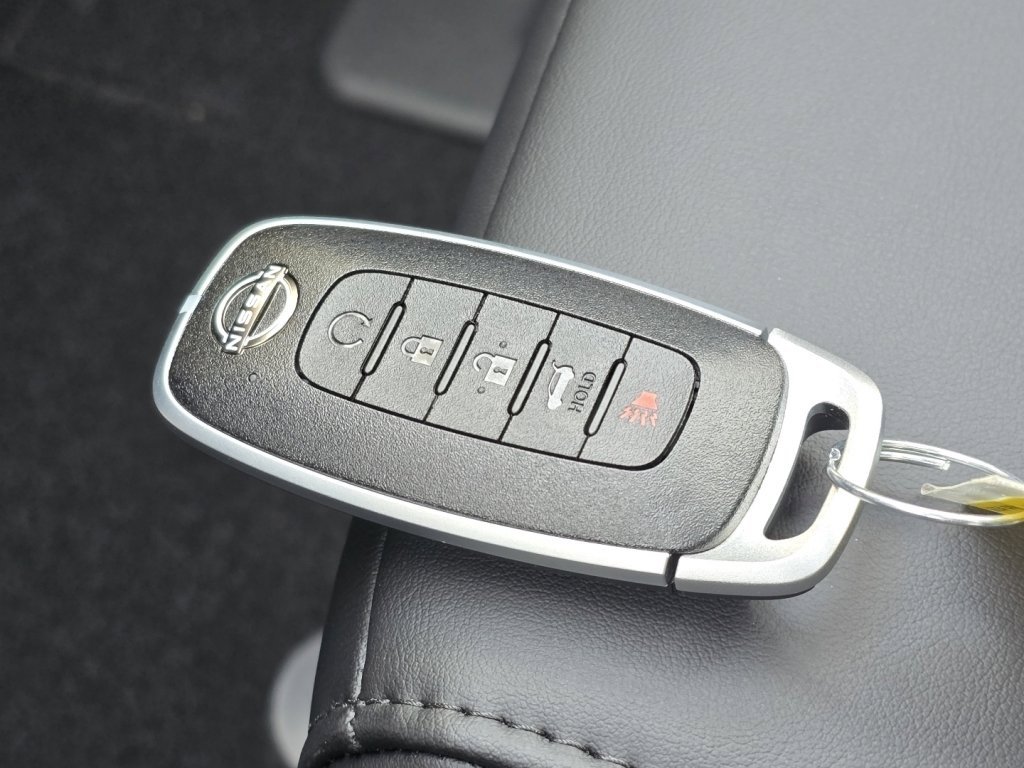 New 2026 Nissan Pathfinder SL image 21