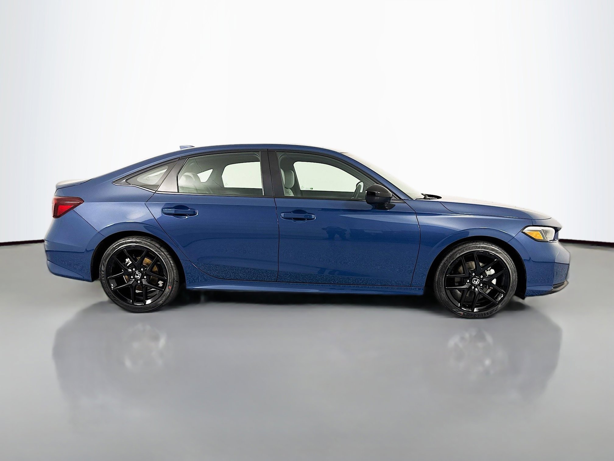 Certified 2025 Honda Civic Sport image 4