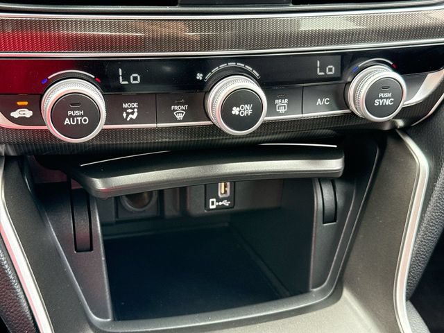 Used 2018 Honda Accord Sport image 18