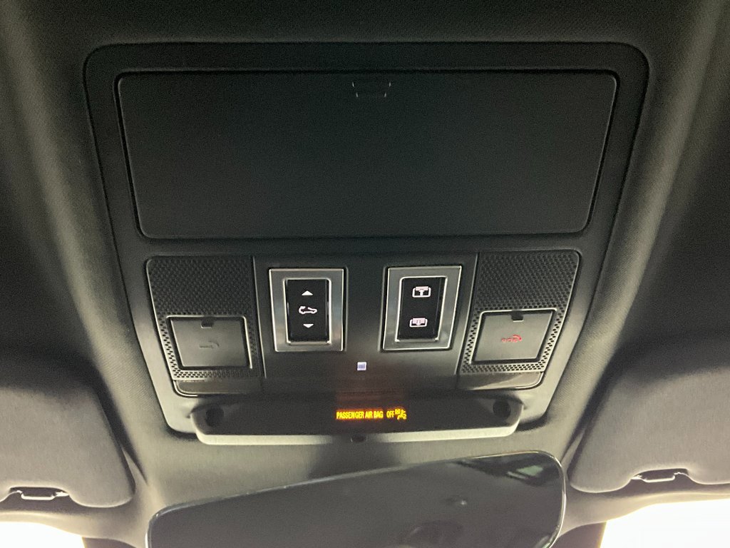 Certified 2022 Land Rover Defender 110 X-Dynamic SE image 13