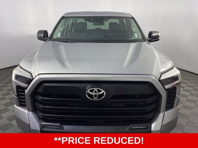 Used 2022 Toyota Tundra SR5 RWD image 2