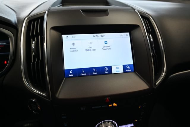 Used 2020 Ford Edge Titanium w/ Equipment Group 301A AWD/4WD image 15
