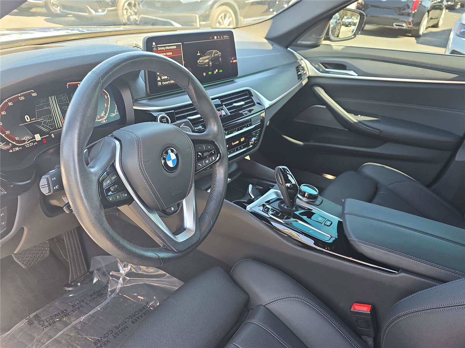 Certified 2023 BMW 530i w/ Executive Package image 16