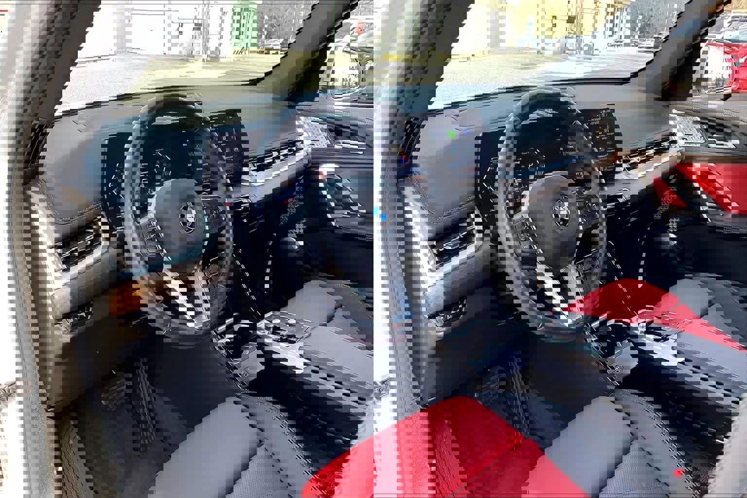 Used 2024 BMW X1 xDrive28i w/ Premium Package image 17