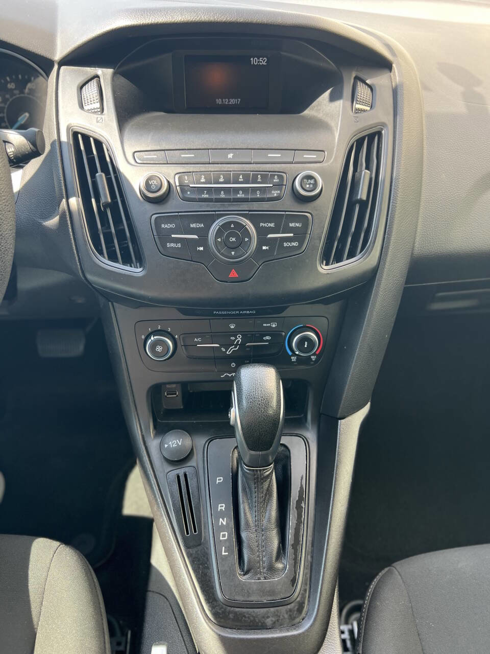 Used 2018 Ford Focus SE image 18