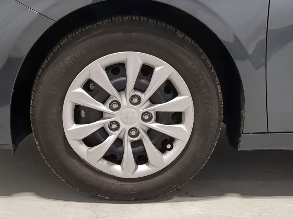 Used 2022 Kia Forte Sedan image 25