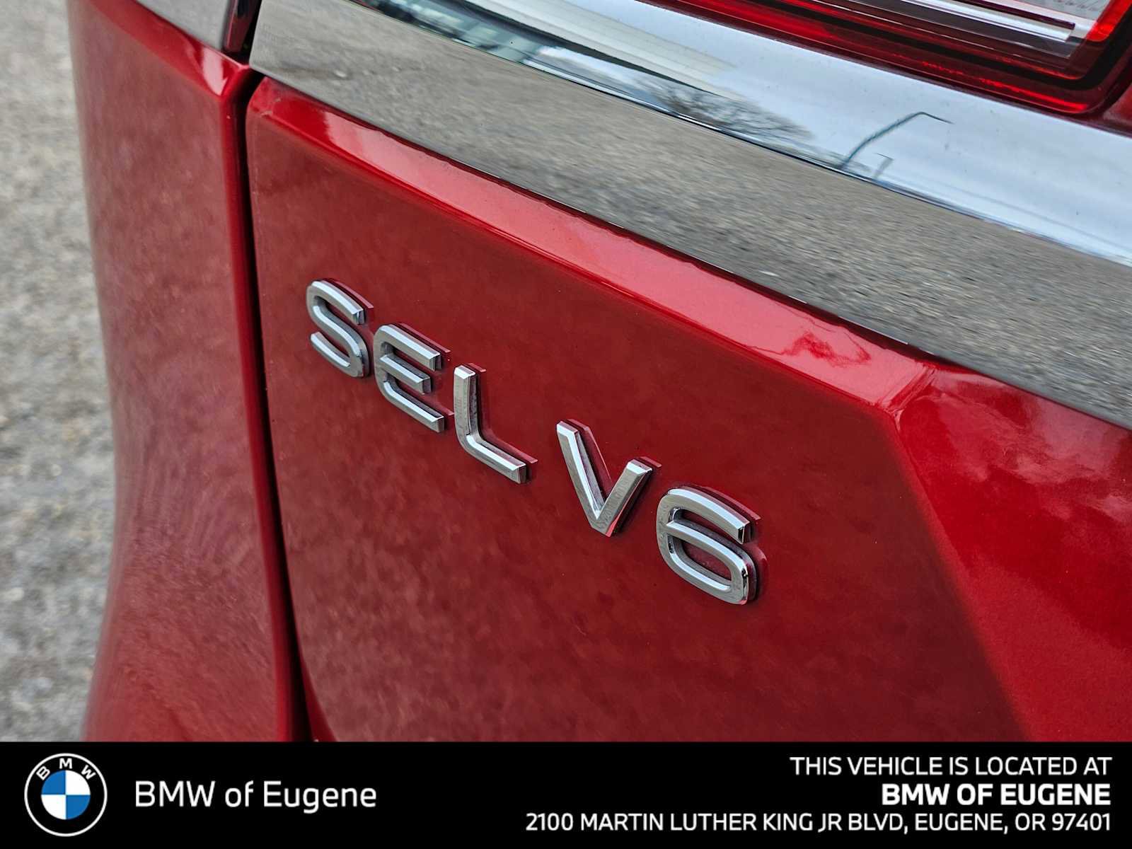 Used 2022 Volkswagen Atlas SEL Premium image 16