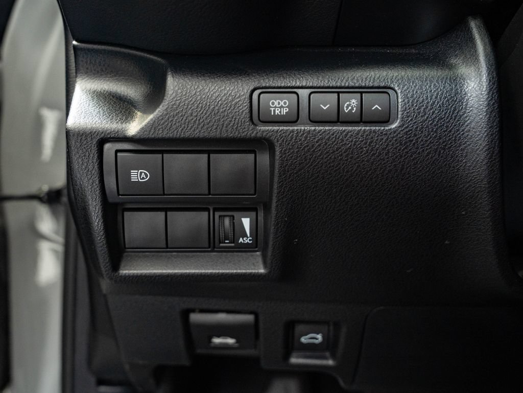 Certified 2025 Lexus IS 350 F Sport w/ Navigation Package AWD/4WD image 39