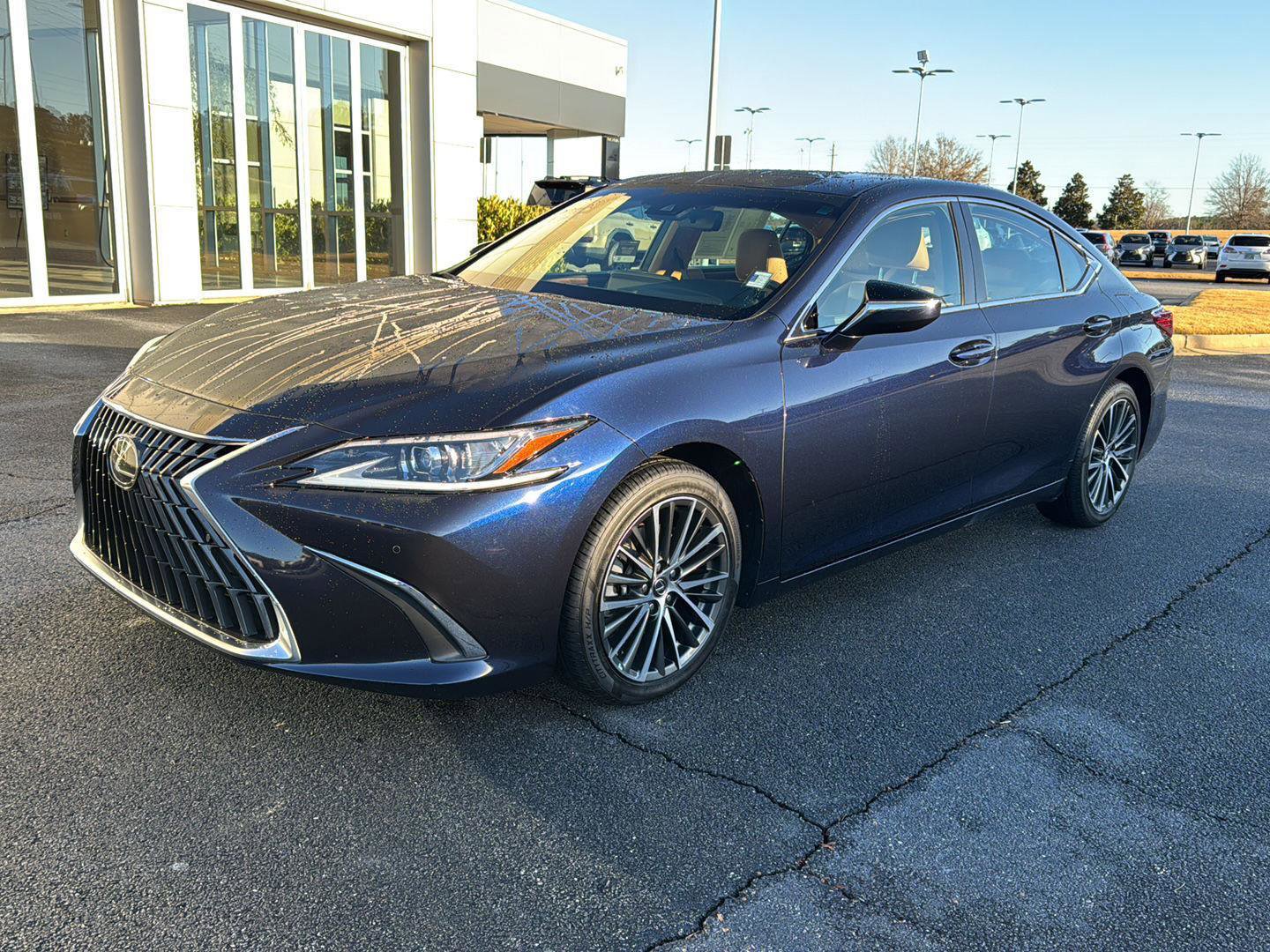 Certified 2022 Lexus ES 350 w/ Premium Package