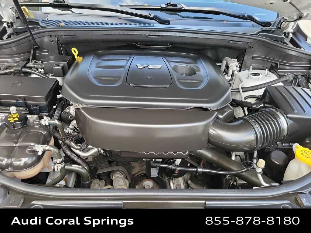 Used 2019 Jeep Grand Cherokee Altitude AWD/4WD image 17