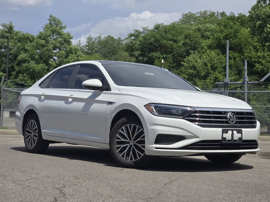 Used 2019 Volkswagen Jetta SEL FWD image 2