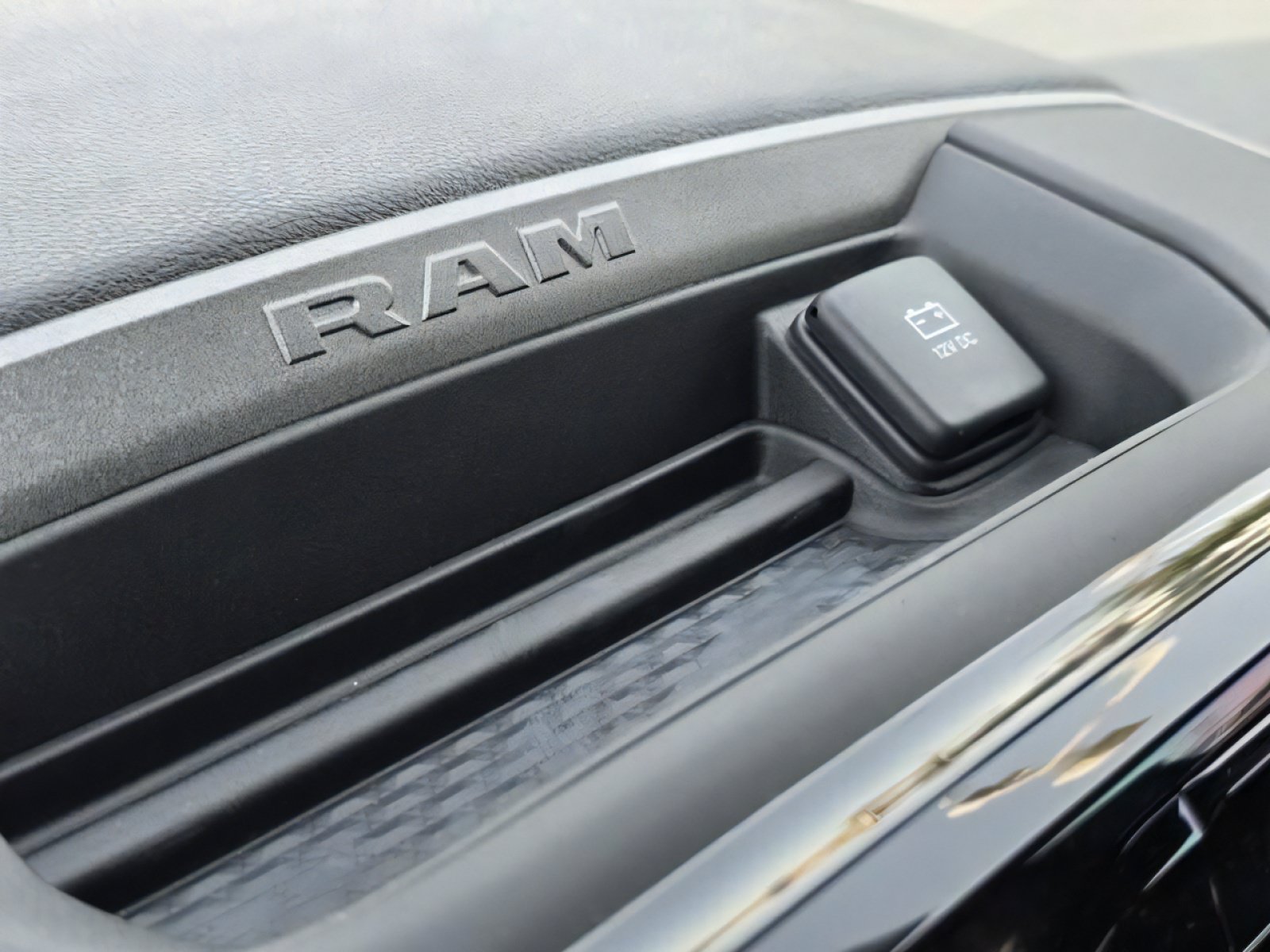 New 2026 RAM 2500 Tradesman AWD/4WD image 24