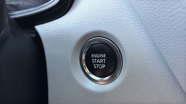Used 2026 Toyota Corolla SE FWD image 11