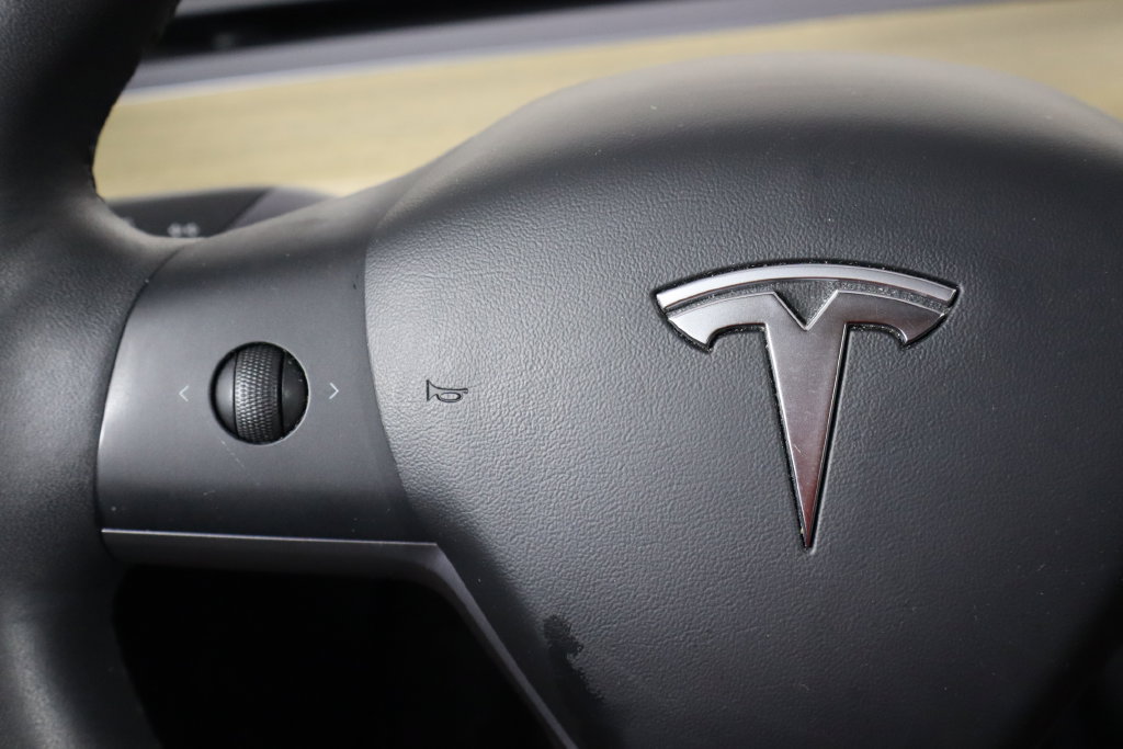 Used 2019 Tesla Model 3 Long Range AWD/4WD image 8