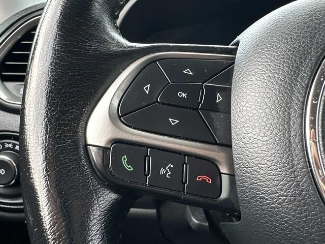 Used 2022 Jeep Renegade Latitude w/ Convenience Group AWD/4WD image 21