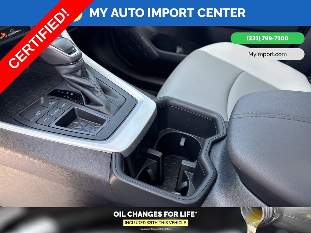 Used 2024 Toyota RAV4 XLE Premium image 22