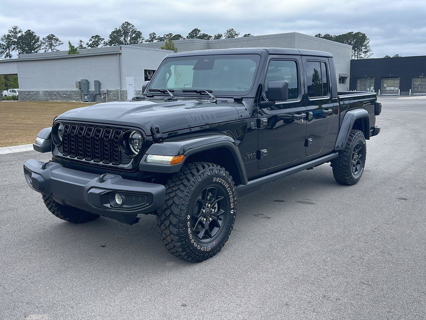 New 2026 Jeep Gladiator Sport AWD/4WD image 3