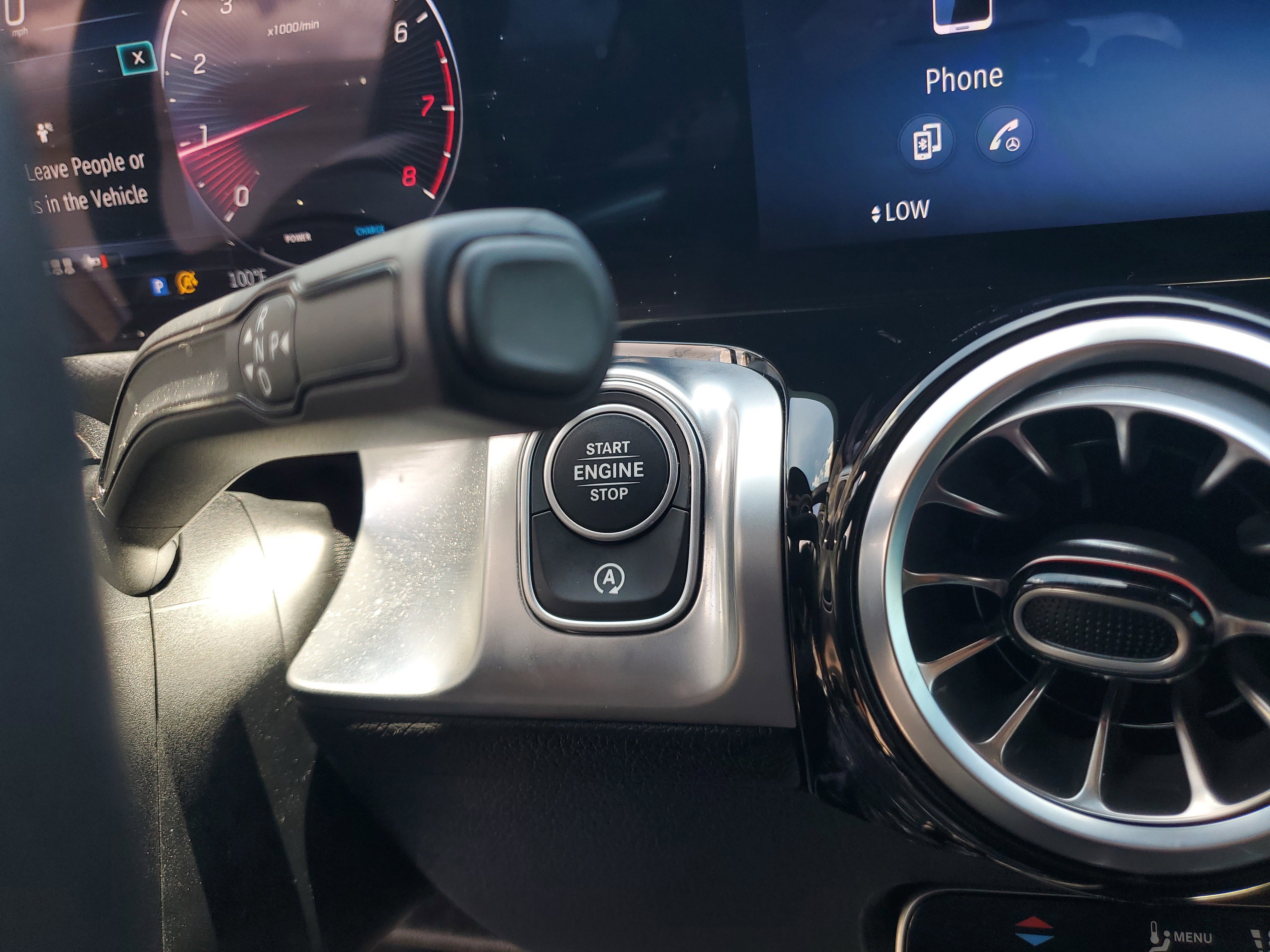 Certified 2025 Mercedes-Benz GLB 250 image 35