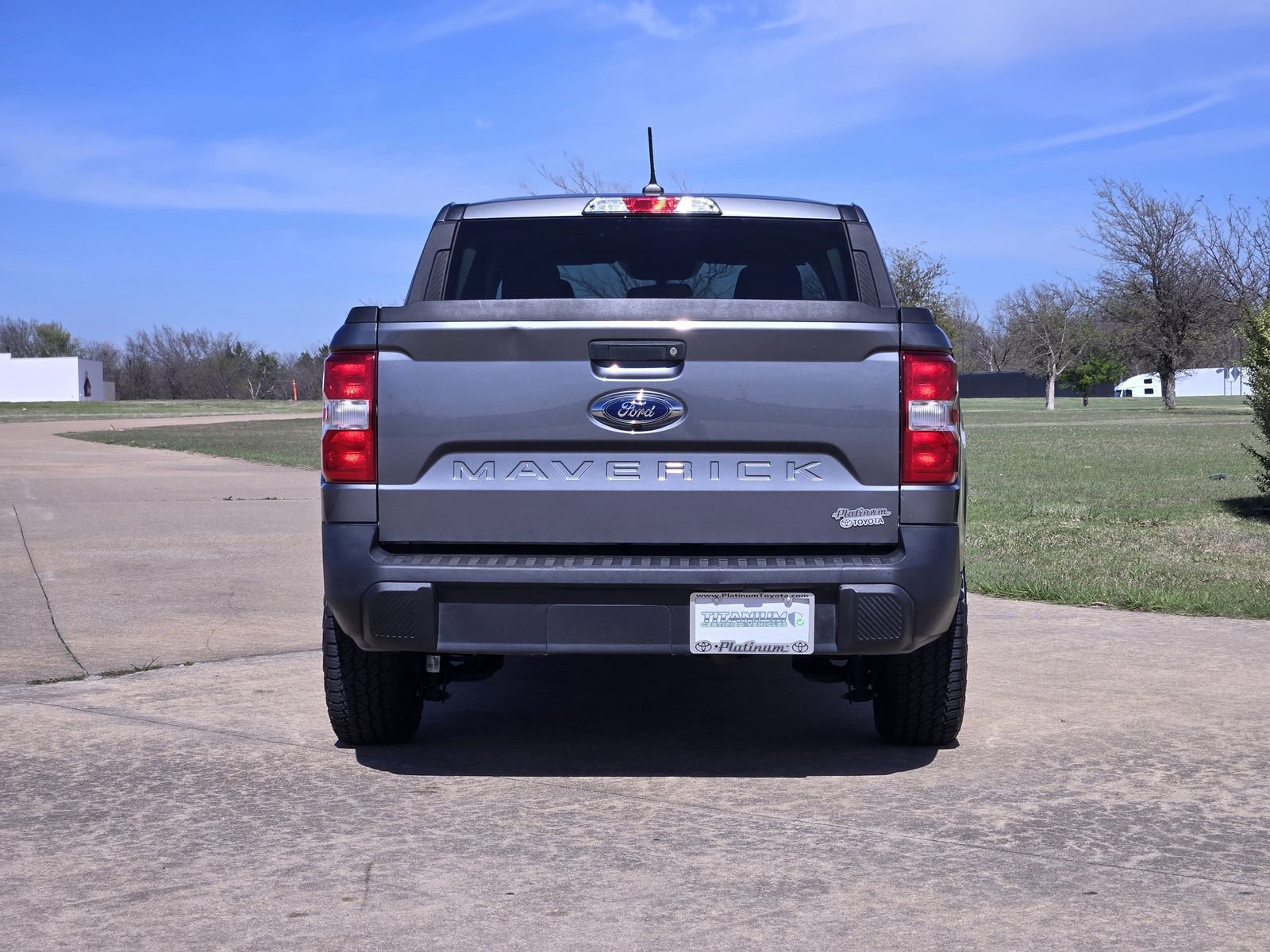 Used 2022 Ford Maverick XL image 8