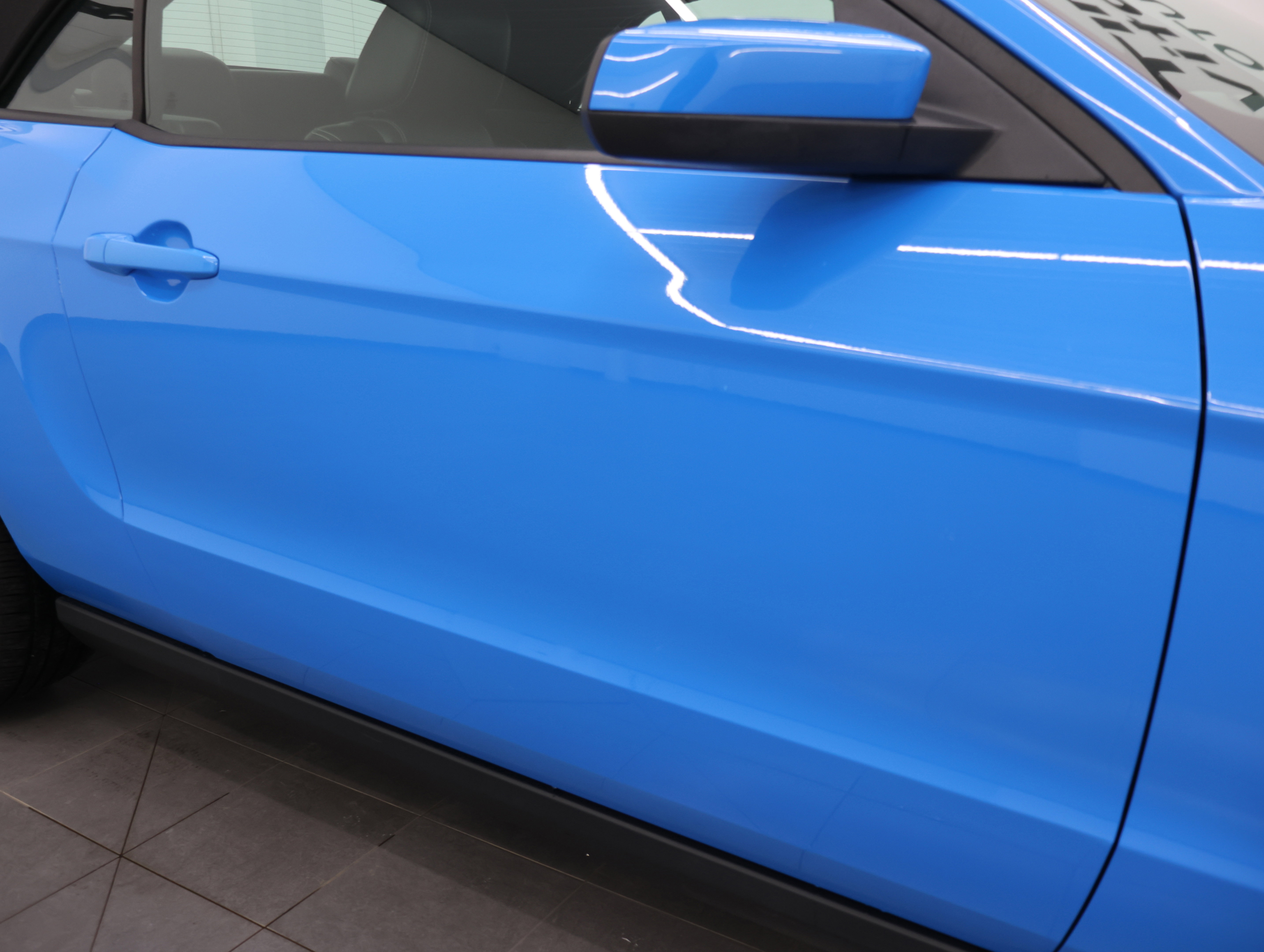Used 2010 Ford Mustang GT Premium RWD image 24