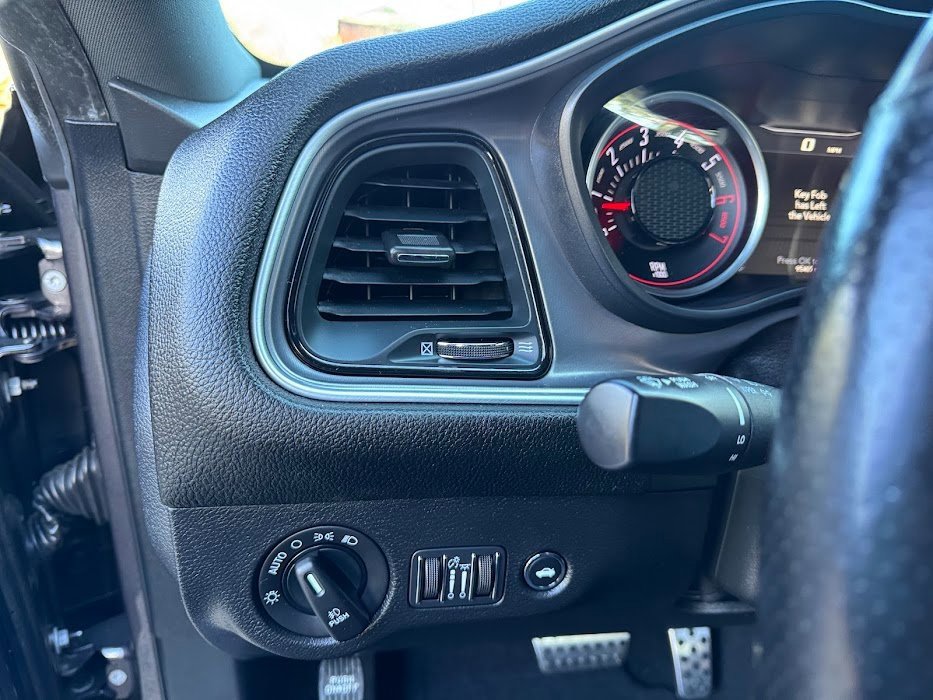 Used 2021 Dodge Challenger R/T Scat Pack image 10