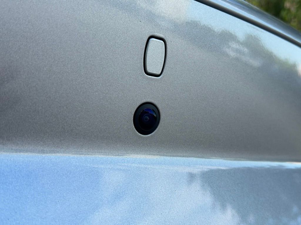 Used 2023 Genesis G70 3.3T w/ Sport Prestige Package image 35