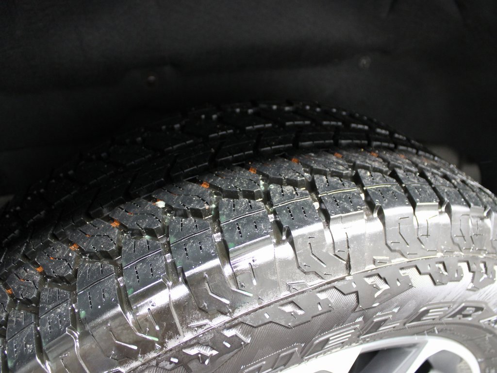 Used 2025 Chevrolet Silverado 1500 RST image 29