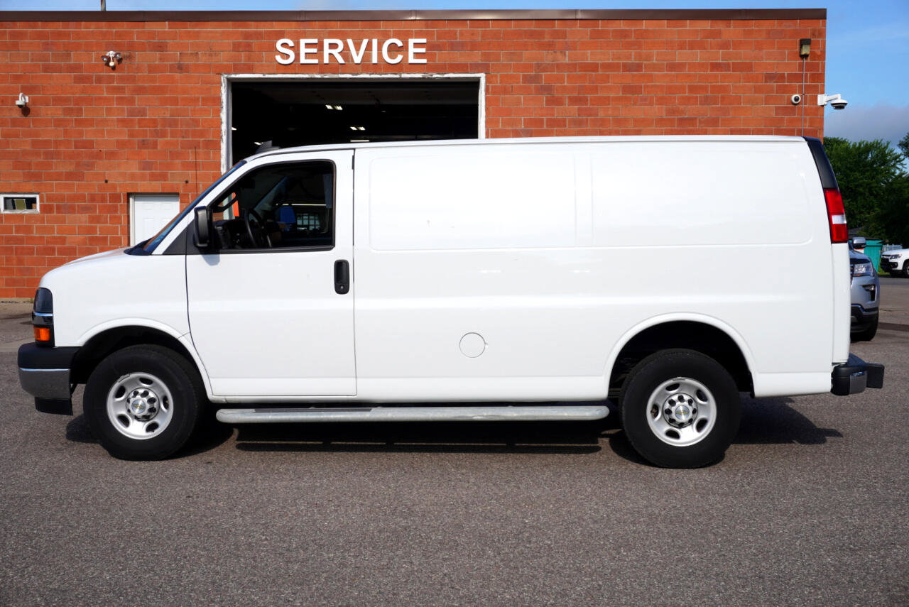 Used 2022 Chevrolet Express 2500 w/ Driver Convenience Package image 2