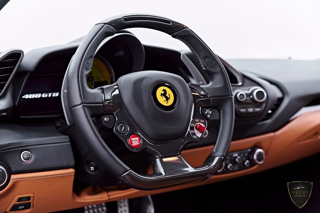 Used 2018 Ferrari 488 GTB RWD image 51