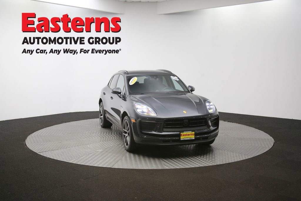 Used 2023 Porsche Macan T image 53